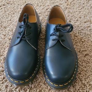 Brand NEW never used Dr. Martens or Doc Martens Oxfords. Never used or worn
